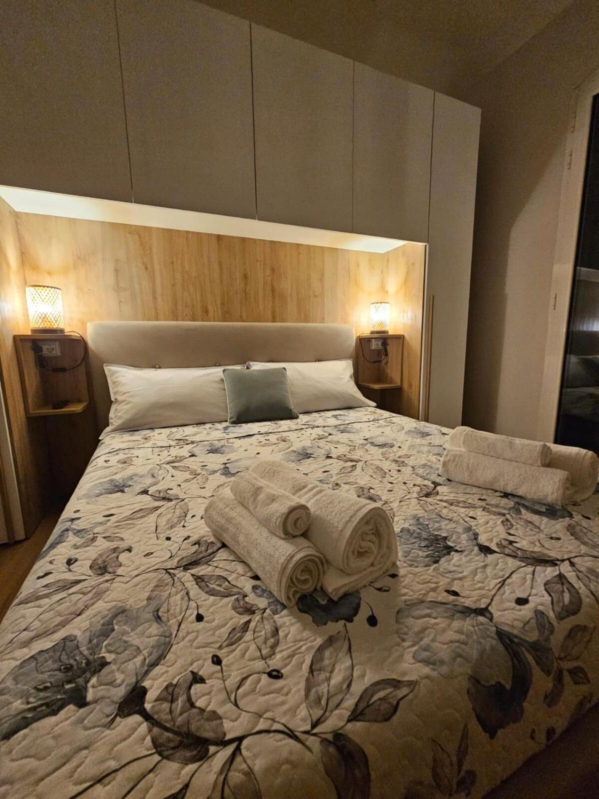 Apartamento Binario 5, A Due Passi Da Porta Nuova E Dal Centro *