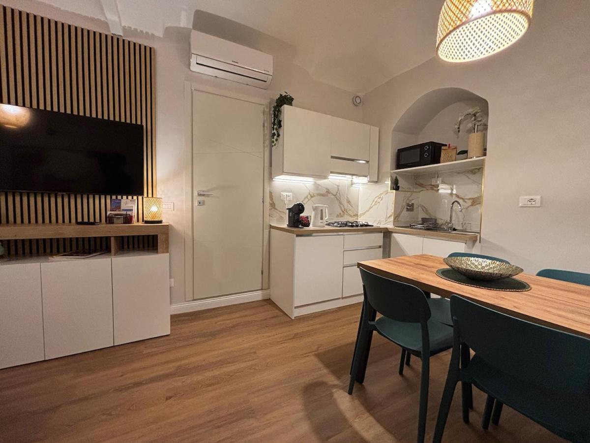 Apartamento Binario 5, A Due Passi Da Porta Nuova E Dal Centro Turín